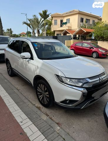 מודעת רכב מיצובישי אאוטלנדר