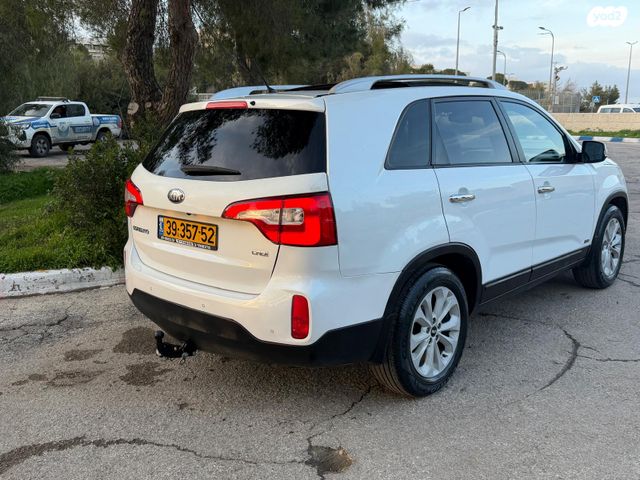 מודעת רכב קיה סורנטו