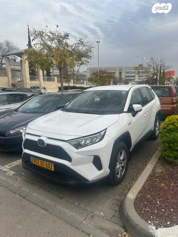 מודעת רכב טויוטה RAV4