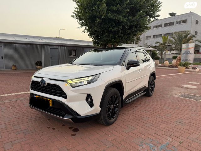 מודעת רכב טויוטה RAV4