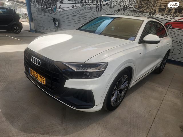 מודעת רכב אאודי Q8