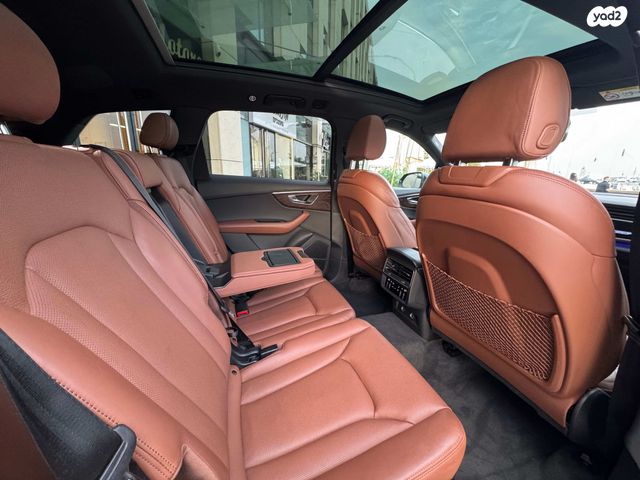 מודעת רכב אאודי Q7 2