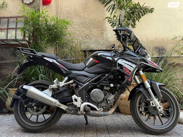 מודעת רכב בנלי TRK251