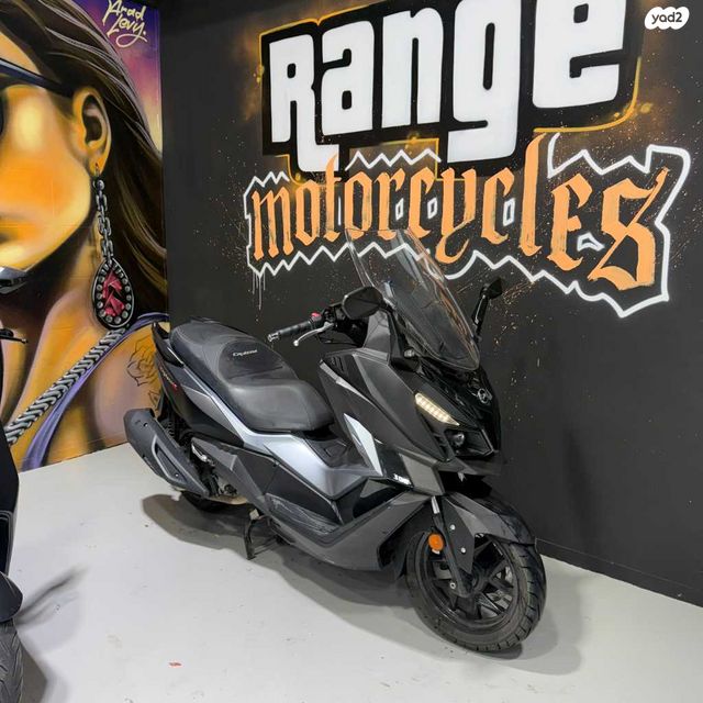 מודעת רכב סאן יאנג קרוזים 300 אלפא