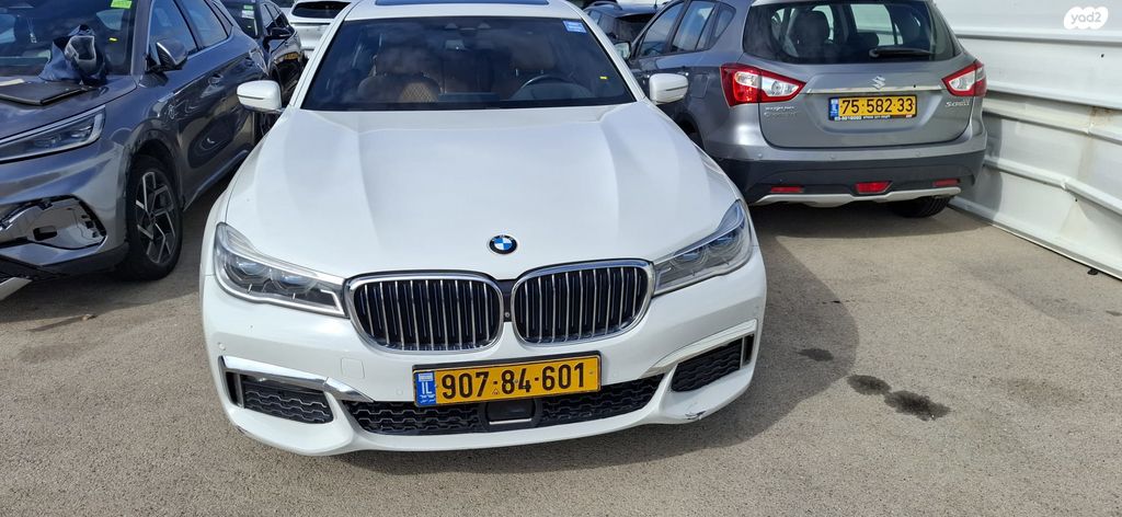 מודעת רכב ב מ וו סדרה 7