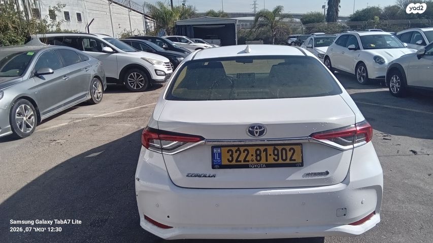 מודעת רכב טויוטה קורולה 2