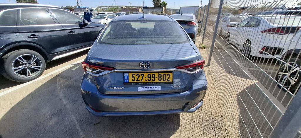 מודעת רכב טויוטה קורולה 2