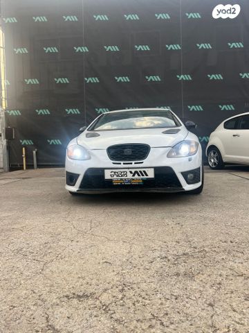 מודעת רכב סיאט לאון