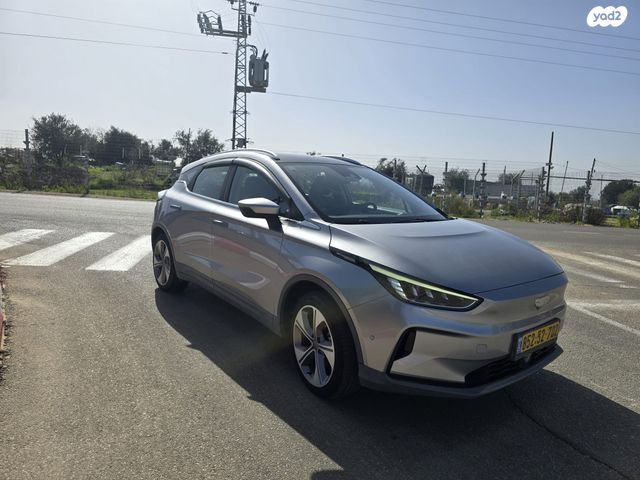 מודעת רכב ג׳ילי Geometry C