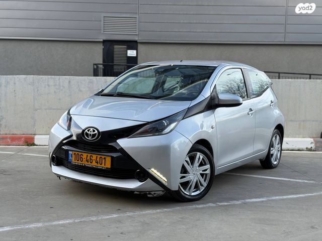 מודעת רכב טויוטה אייגו