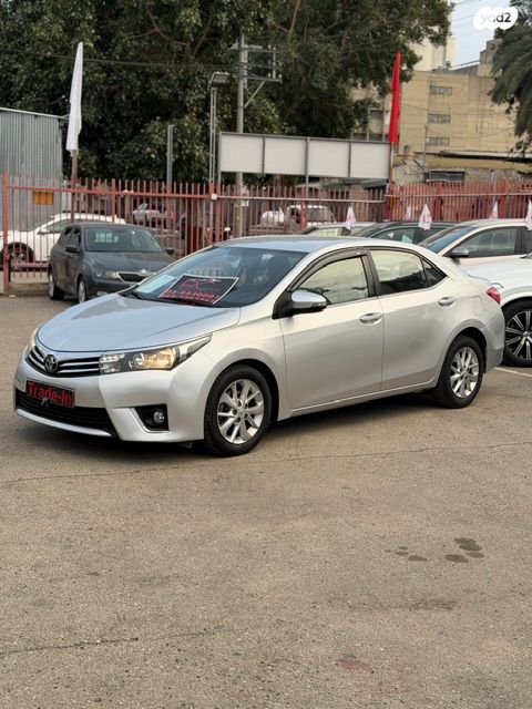 מודעת רכב טויוטה קורולה