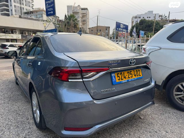 מודעת רכב טויוטה קורולה 1