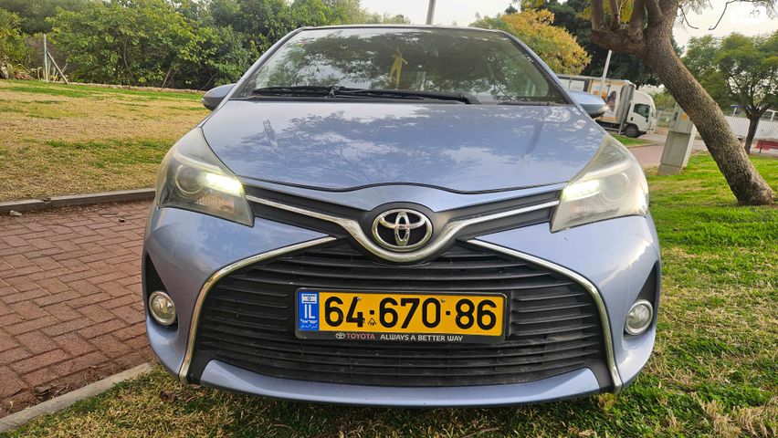 מודעת רכב טויוטה יאריס