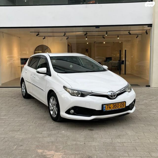 מודעת רכב טויוטה אוריס