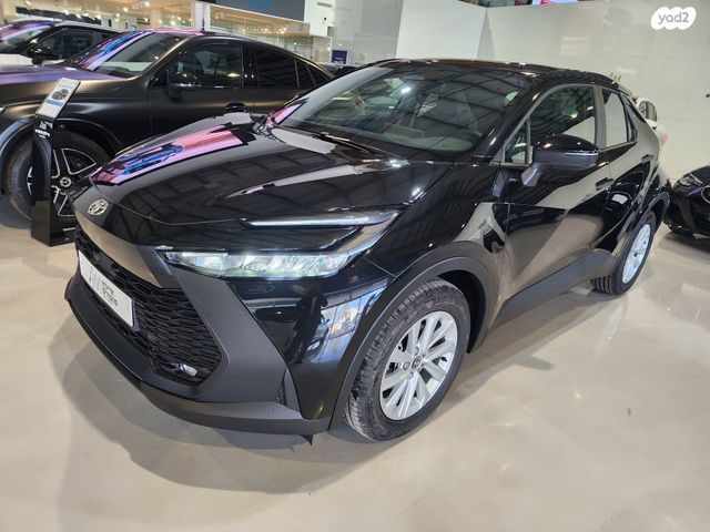 מודעת רכב טויוטה C-HR