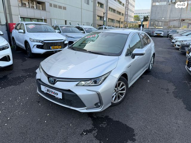 מודעת רכב טויוטה קורולה