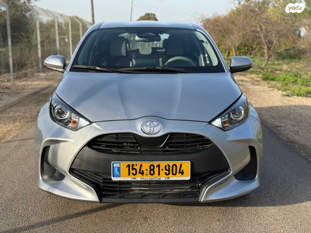 מודעת רכב טויוטה יאריס