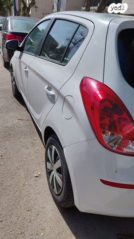 מודעת רכב יונדאי i20 2