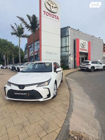 מודעת רכב טויוטה קורולה