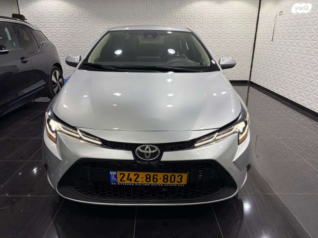 מודעת רכב טויוטה קורולה