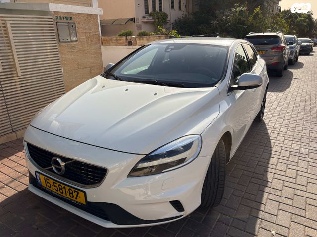 מודעת רכב וולוו V40