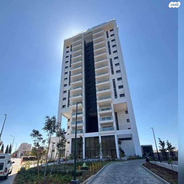 דרך דגניה 60