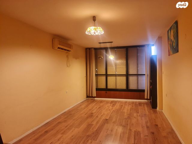 שדרות בר אילן 28