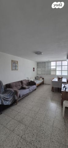 ז'בוטינסקי 4