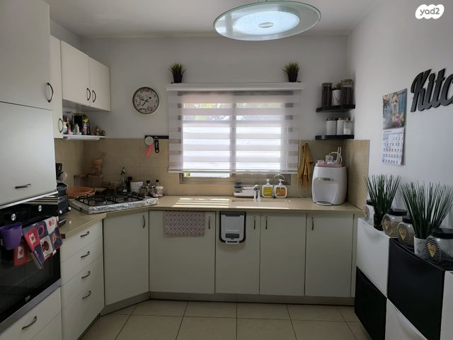 שדרות ירושלים 137