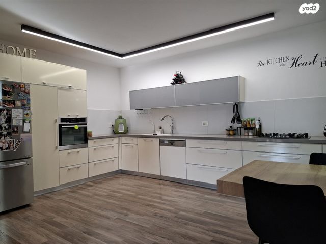 שדרות האלונים 3