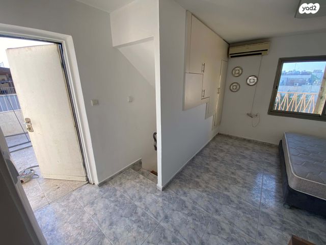 שדרות מיכה רייסר 8