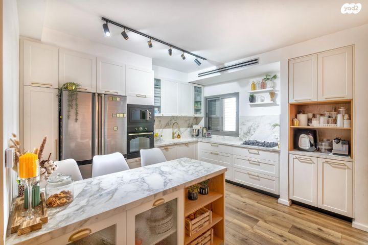 דרך בן גוריון 13