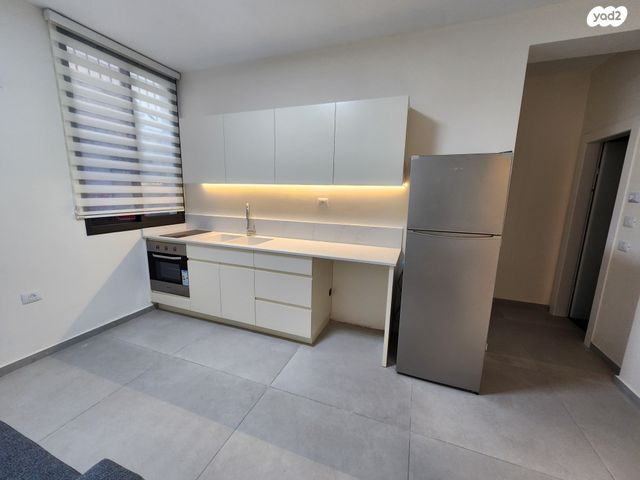 שמואל יבניאלי 21