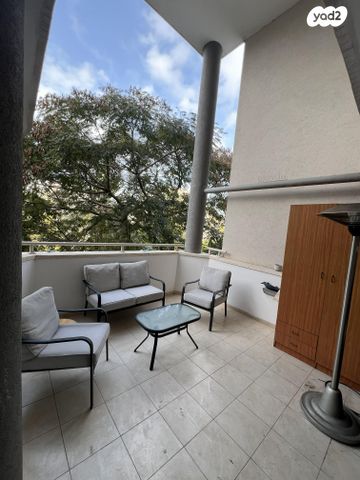 בן גוריון 15