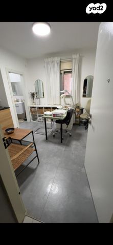 עוזי חיטמן 3