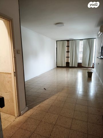 שדרות רוטשילד 10