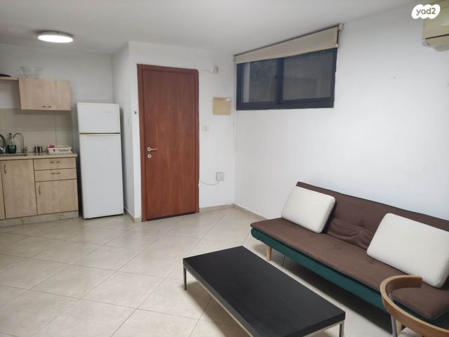 אלוני הבשן 47