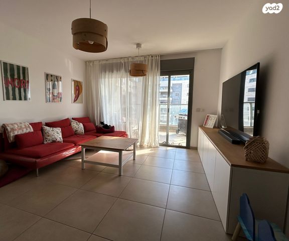 הנרייטה סאלד 67