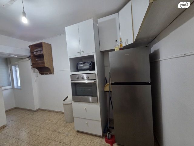 אליעזר בן יהודה 13