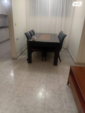 קרן היסוד 23