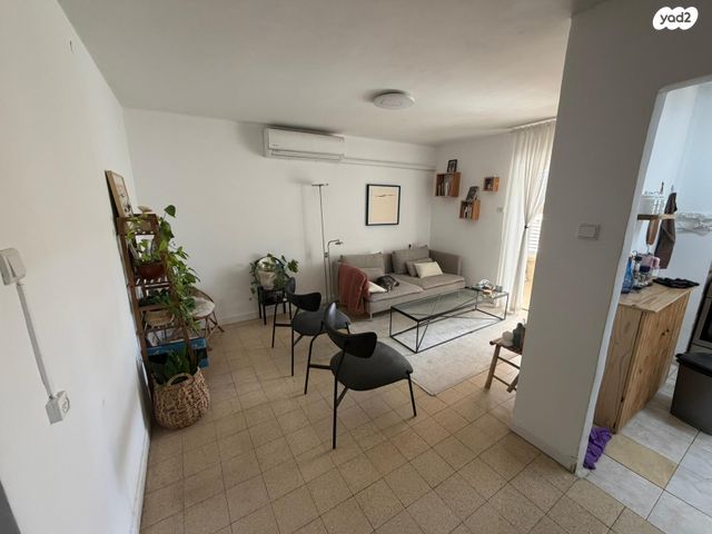 מאיר בר אילן 26