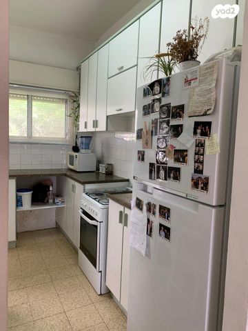 כיכר היינריך היינה 21