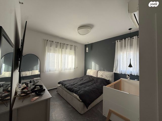 דירה, נחל צלמון 1, צור יצחק, צור יצחק