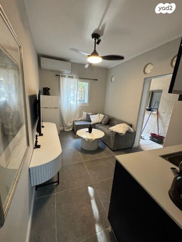 שמריהו לוין 24