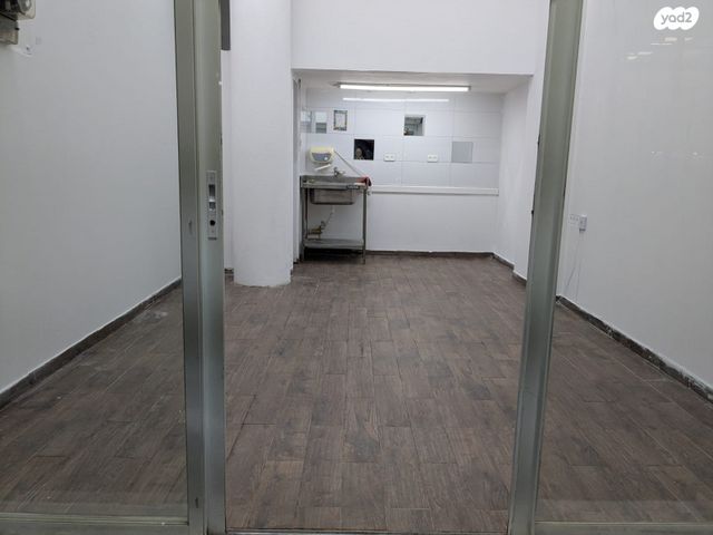 מרדכי נמיר 9