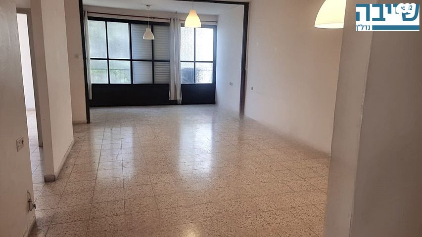 ישראל אהרוני 