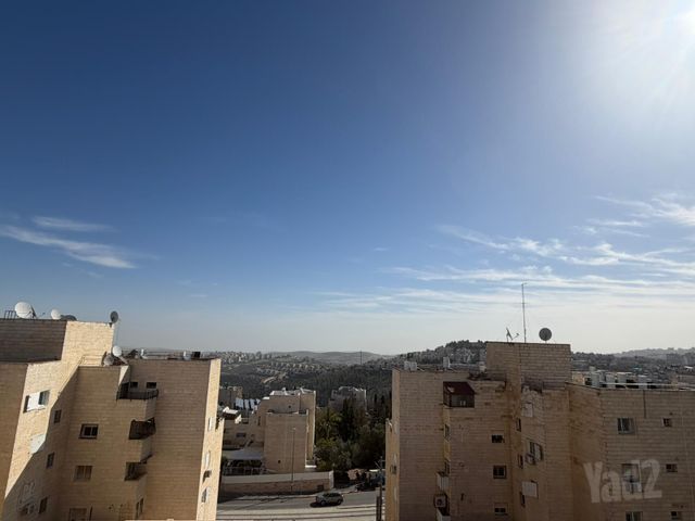 דירה למכירה בירושלים (תיווך) — 4