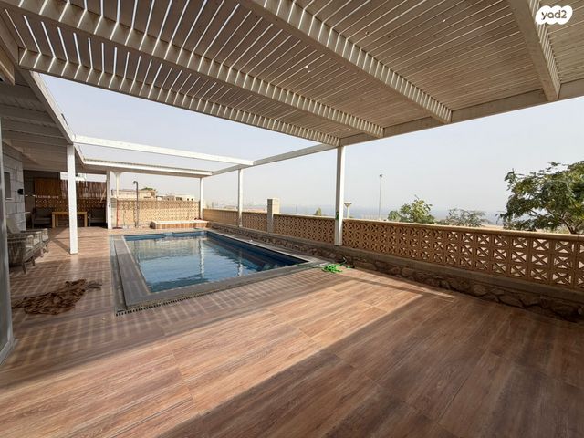 גרגר הנחלים 12