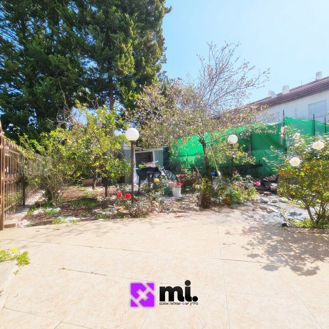 בית פרטי/ קוטג' למכירה בבית שמש (תיווך) — 2