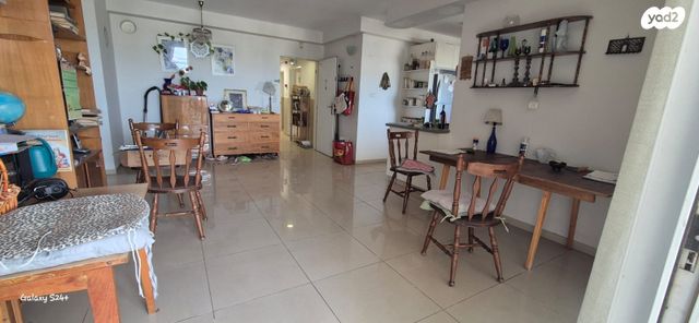 דירה, ירח אב 13, הכרמים, מודיעין מכבים רעות